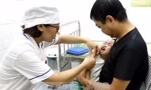 Hơn 50.000 trẻ được tiêm an toàn vắc xin sởi- rubella của Việt Nam