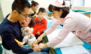Vắc xin sởi-rubella do Việt Nam sản xuất sắp đưa vào Tiêm chủng mở rộng