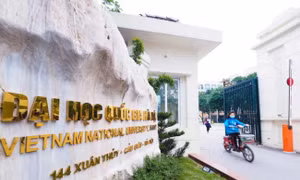 Thế hệ bác sĩ đa khoa đầu tiên của Đại học Quốc gia Hà Nội đã tốt nghiệp