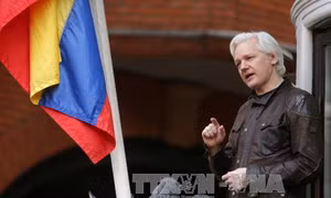 Ecuador cho phép nhà sáng lập WikiLeaks nhập quốc tịch 
