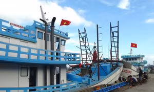 Nhiều chủ 'tàu 67' ở Khánh Hòa gặp khó với vốn vay ngân hàng 