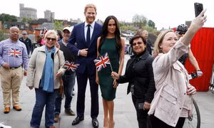 Nước Anh sẵn sàng cho đám cưới cổ tích của Hoàng tử Harry và 'Lọ lem' Meghan
