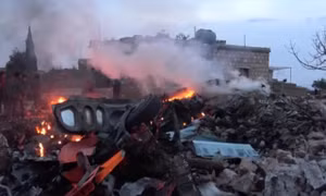 Video Su-25 Nga rơi tự do sau khi trúng tên lửa tại Syria