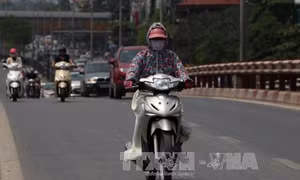 Thời tiết 22/4: Nắng nóng xuất hiện nhiều nơi, nhiệt độ lên đến 36 - 37 độ C