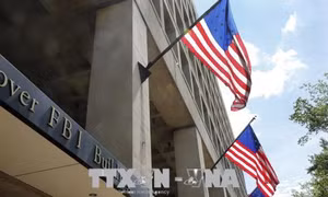 Cựu nhân viên FBI nhận tội tiết lộ tài liệu mật