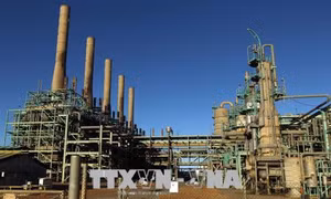 Libya tạm dừng toàn bộ hoạt động xuất khẩu dầu mỏ ở miền Đông 