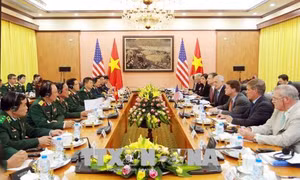 Bộ trưởng Quốc phòng Hoa Kỳ thăm chính thức Việt Nam