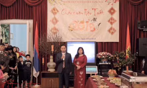 Tết cổ truyền đầm ấm của cộng đồng người Việt Nam tại LB Nga