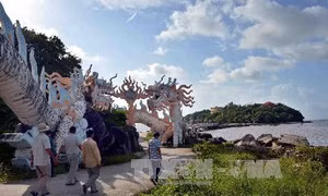 Lượng khách tham quan Khu Du lịch di tích Hòn Đá Bạc giảm mạnh