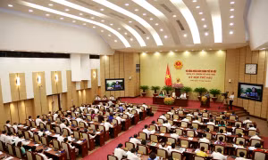 Trật tự vỉa hè thành phố Hà Nội chuyển biến chậm, có nơi phức tạp trở lại