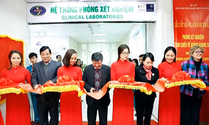 Giám sát tình trạng kháng thuốc bằng phòng xét nghiệm hiện đại