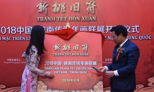 Khai mạc Triển lãm tranh Tết truyền thống Việt - Trung tại Bắc Kinh 