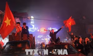 Người hâm mộ Hải Dương truyền lửa cho Văn Thanh, Văn Toàn