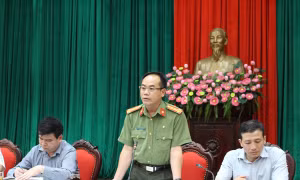 Hà Nội: Một người đàn ông dùng xăng tự thiêu