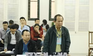 Đổi tội danh hai bị cáo trong vụ án Bùi Văn Khen cố ý làm trái quy định