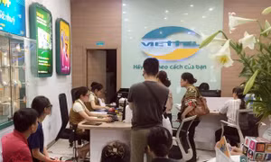 Chưa có trường hợp thuê bao phản ánh bị khóa SIM do thiếu thông tin