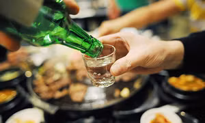 Không phải cứ bia rượu là độc hại và phải phòng chống?