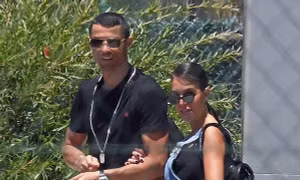 Kết thúc rong chơi, Cristiano Ronaldo hội quân cùng đội tuyển Bồ Đào Nha