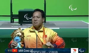 Lê Văn Công - Nhà vô địch cử tạ thế giới “tàn nhưng không phế”