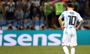 Cầu thủ hâm mộ Messi thiệt mạng vì bắt chước phong cách đá bóng của thần tượng
