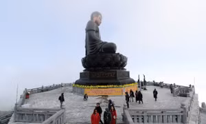 Tín đồ Phật tử có thêm một điểm đến tâm linh khi Tết đến xuân về