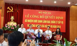 Bộ Nội vụ bổ nhiệm lãnh đạo cấp Vụ hai ngày sau thi tuyển 