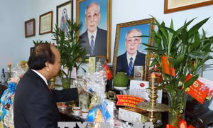 Thủ tướng dâng hương tưởng nhớ các đồng chí nguyên lãnh đạo Nhà nước, Chính phủ 