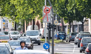 Hamburg - thành phố đầu tiên ở Đức cấm xe chạy bằng dầu diesel