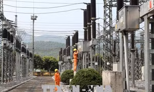 Sử dụng điện tăng đột biến, EVN khuyến cáo triệt để tiết kiệm điện 
