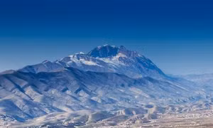  Vụ rơi máy bay tại Iran: Thời tiết xấu cản trở hoạt động tiếp cận hiện trường