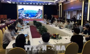  Đoàn công tác của Quốc hội làm việc tại Quảng Ninh về khu kinh tế đặc biệt Vân Đồn