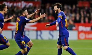 Xem clip Messi tỏa sáng phút 89 giúp Barca thoát thua trước Sevilla