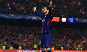 ‘Siêu nhân’ Messi rực sáng đưa Barcelona vào tứ kết Champions League
