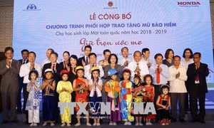 Tặng 2 triệu mũ bảo hiểm cho học sinh lớp 1 năm học 2018 – 2019 