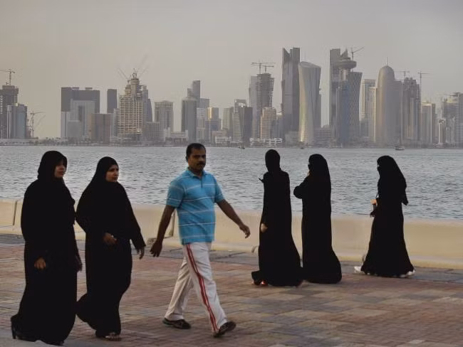 UAE chặn sóng các kênh truyền hình của Qatar ảnh 1