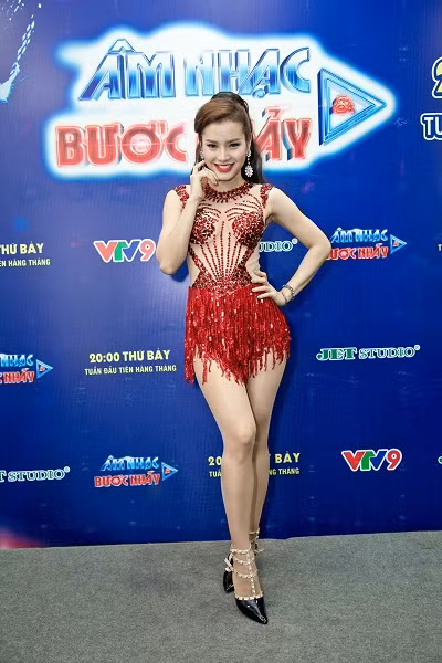 Hé lộ dàn sao Việt 'hot' trong chương trình ‘Âm nhạc và bước nhảy’ tháng 6 ảnh 2
