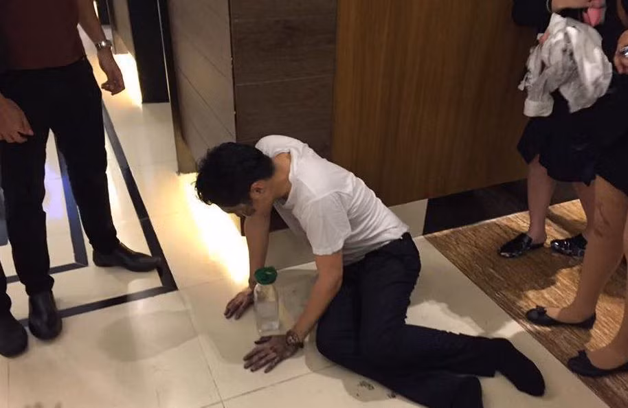 Đám đông hoảng loạn chạy khỏi sòng bạc Manila khi bị cướp ảnh 8