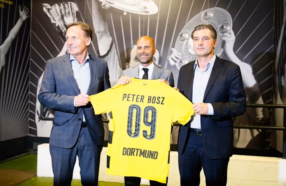 Dortmund bất ngờ bổ nhiệm Peter Bosz làm HLV trưởng ảnh 1