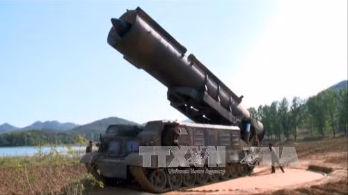Động cơ tên lửa mới của Triều Tiên có thể có nguồn gốc từ Ukraine và Nga ảnh 1
