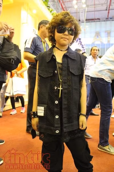 Ngắm các 'siêu mẫu nhí' nhí nhảnh trên sàn catwalk ảnh 3