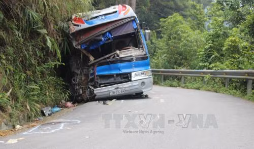 Vụ tai nạn xe tham quan Tam Đảo: 2 người thiệt mạng đều là phụ huynh học sinh ảnh 1