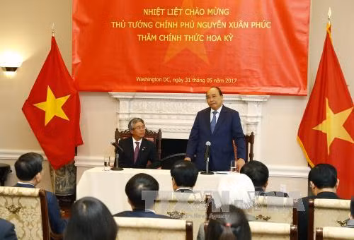 Thủ tướng Nguyễn Xuân Phúc thăm Đại sứ quán Việt Nam tại Hoa Kỳ ảnh 1