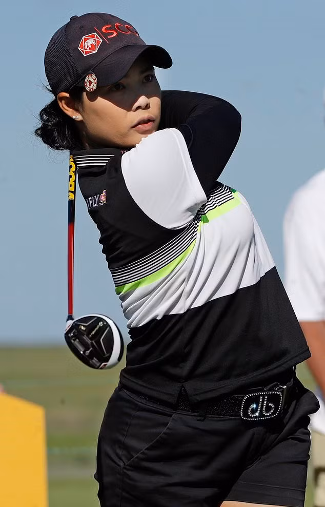 Lỗi kỹ thuật hy hữu, tay golf nữ hàng đầu Lydia Ko suýt mất ngôi vị số 1 ảnh 2