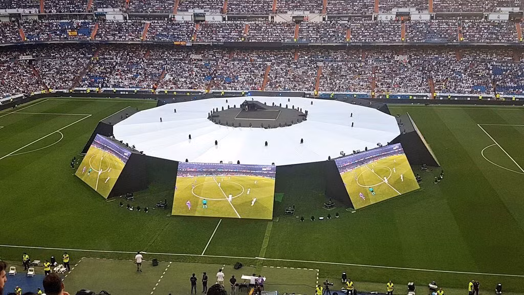 Vui buồn tương phản của các CĐV Real Madrid và Juventus, hàng trăm người bị thương tại Turin ảnh 6