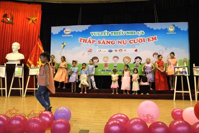 'Thắp sáng nụ cười em' tại Viện Huyết học - Truyền máu trung ương ảnh 1