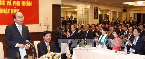Thủ tướng thăm Đại sứ quán và cộng đồng người Việt Nam tại Nhật Bản ảnh 1