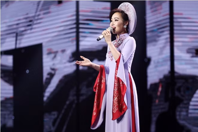 Thần tượng Bolero vòng bán kết: Lý Thu Thảo hát 'Giọng ca dĩ vãng' đầy nội tâm ảnh 2
