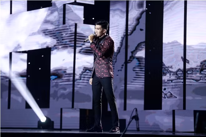 Thần tượng Bolero vòng bán kết: Hoàng Ngọc Sơn hát về nỗi cô đơn không thể thấm thía hơn ảnh 3