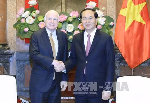 Chủ tịch nước Trần Đại Quang tiếp Thượng nghị sĩ Hoa Kỳ John McCain ảnh 1