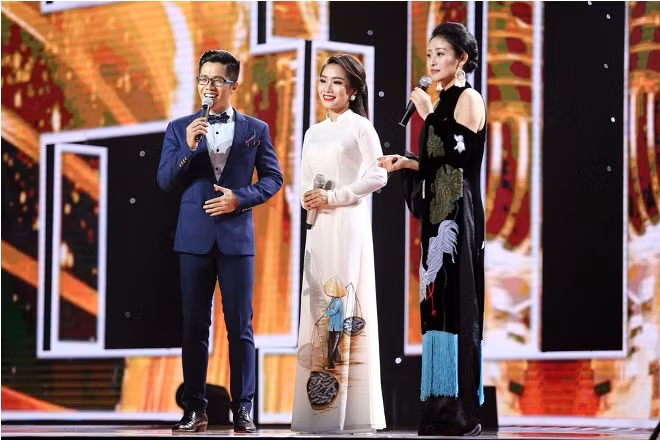Thần tuợng Bolero vòng bán kết: Phương Liên chững chạc trong 'Tình mẹ", giành vé đi tiếp ảnh 5